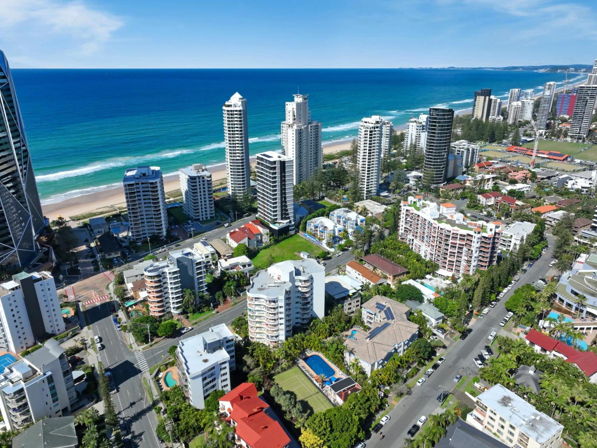 Surf Parade Resort Гоулд Коуст Екстериор снимка